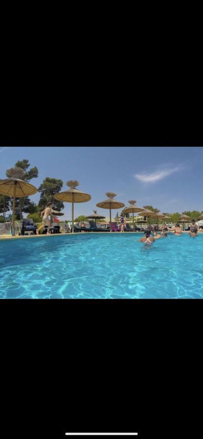 Camping 4 Etoiles Le Bosc Saint Cyrpien Mobil Home Luaran gambar