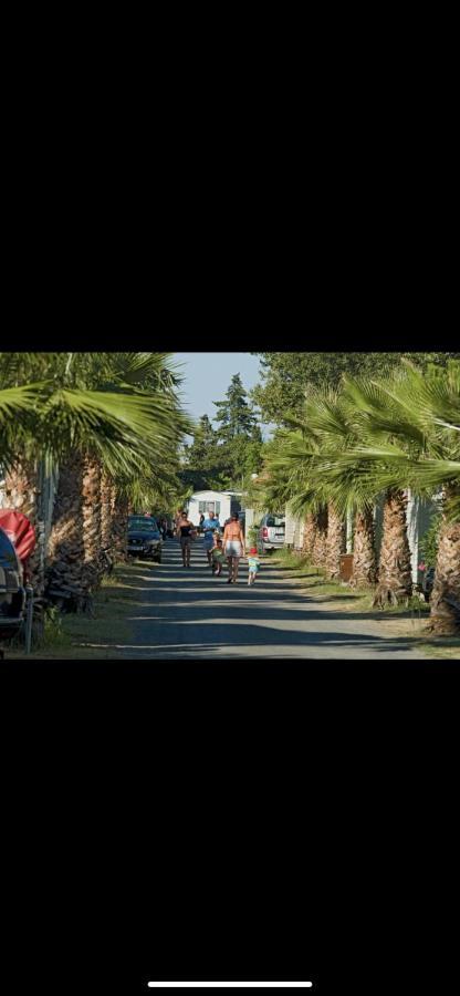 Camping 4 Etoiles Le Bosc Saint Cyrpien Mobil Home Luaran gambar
